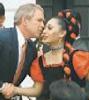 Bush celebrates Cinco de Mayo